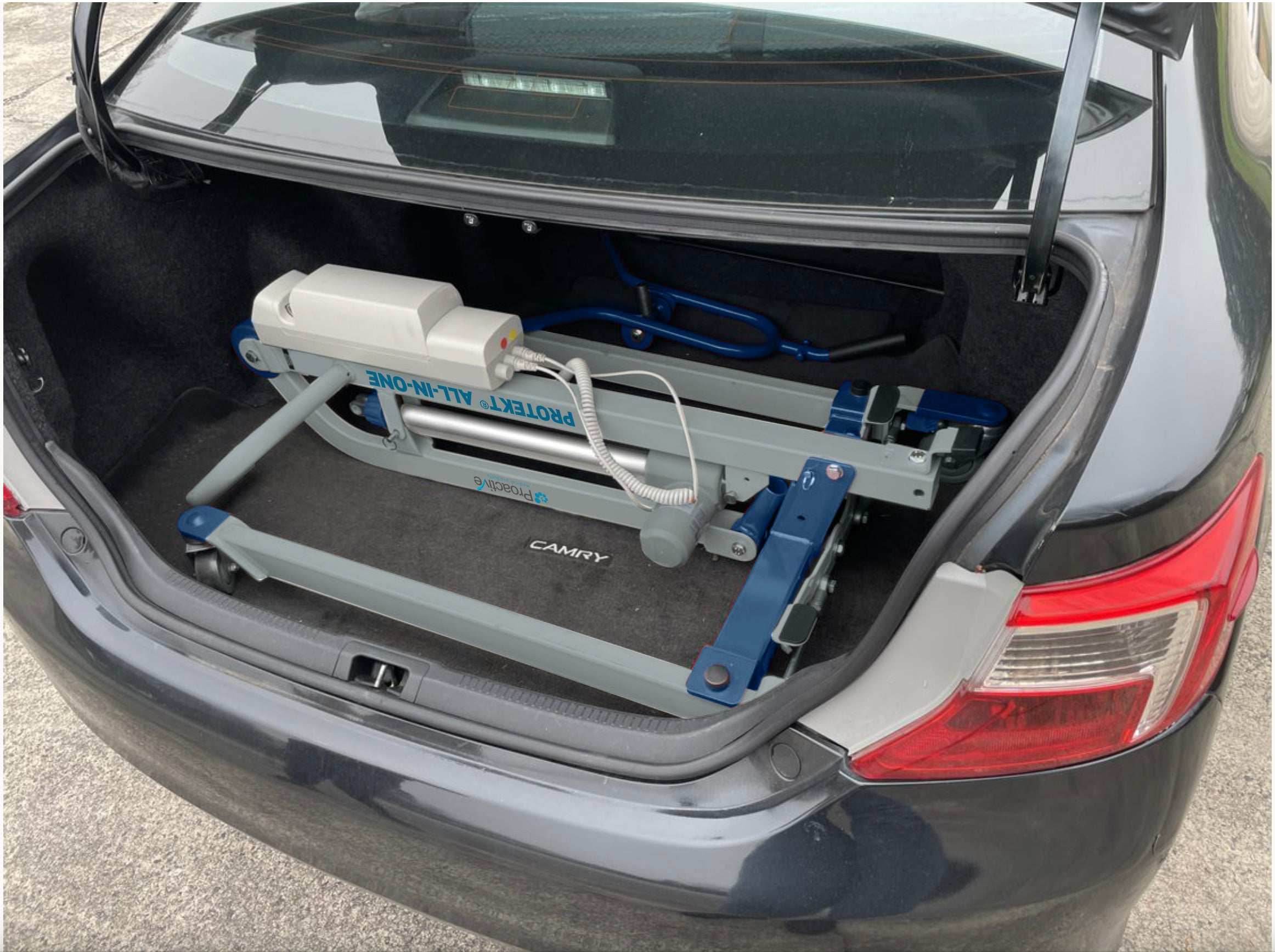 Protekt | All-In-One Folding | Folding Electric Lift for Everyday Transfers (350 lb Capacity) - Mobility Daddy